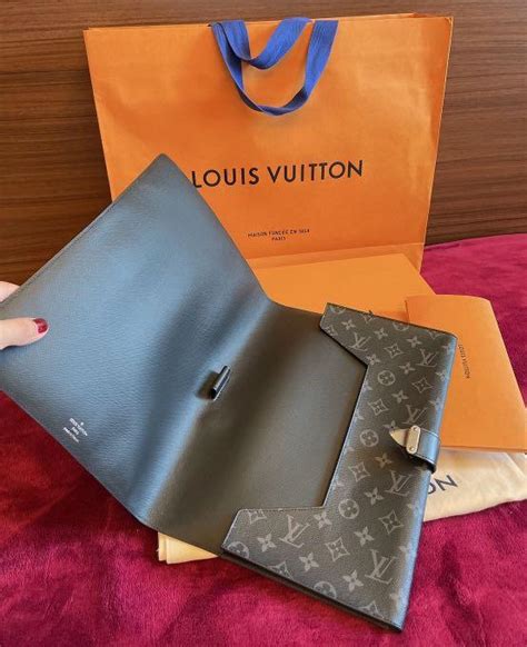 louis vuitton franck folder|LOUIS VUITTON Monogram Eclipse Franck Folder.